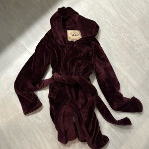 Ugg plush hooded robe